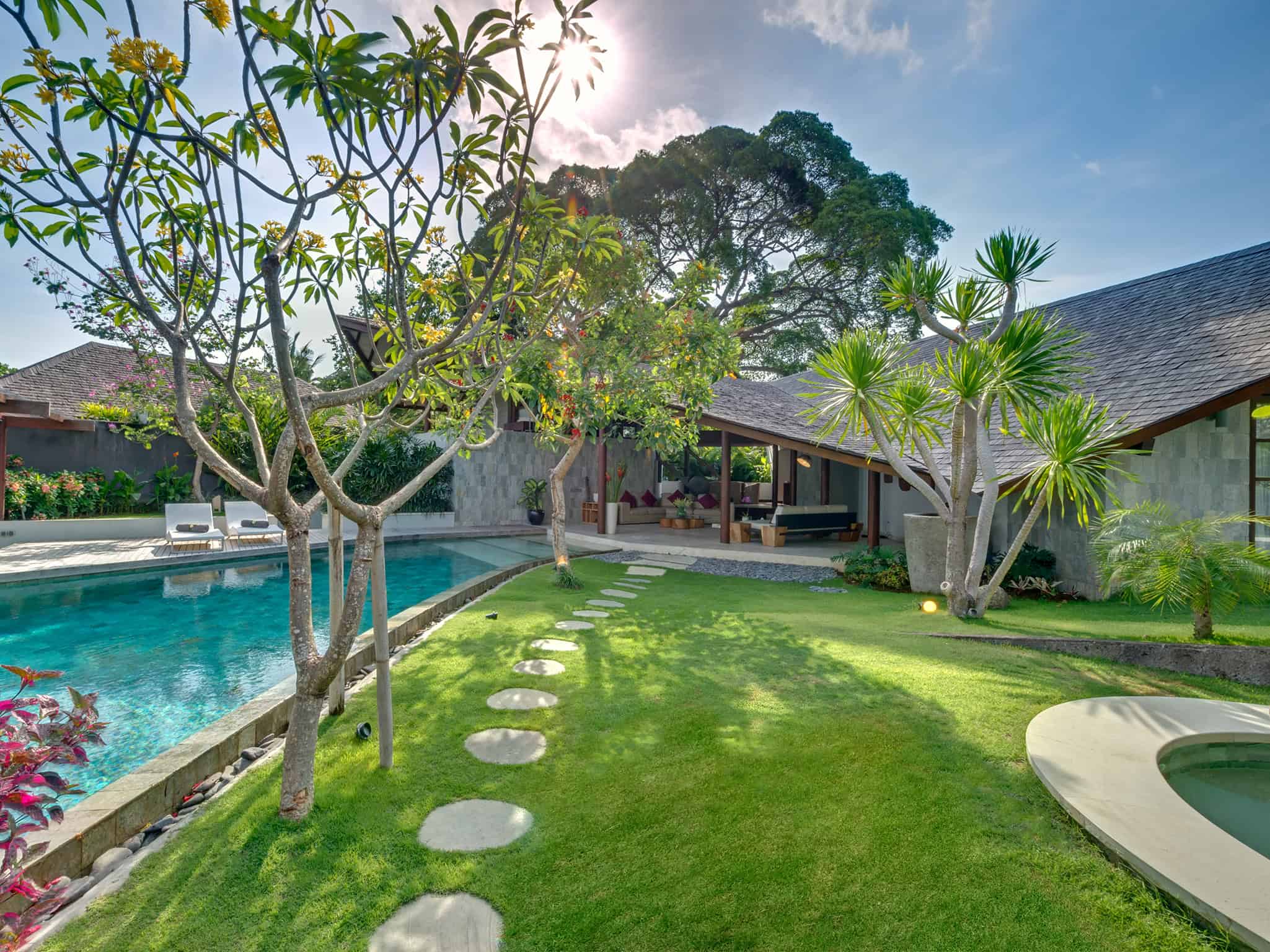 The Layar – three bedroom villa
